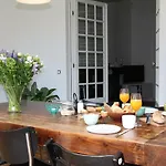 B&B Baudelo